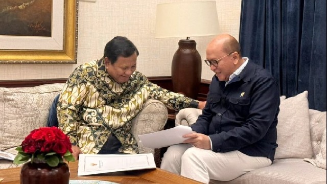 Temui Presiden Prabowo, CEO Danantara Bahas Kampung Haji hingga Hunian Warga Terdampak Bencana Sumatra