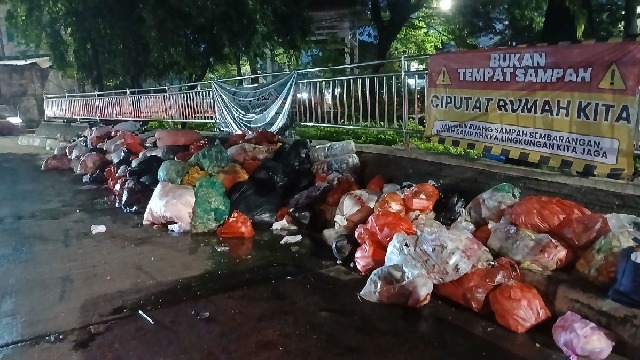 Sampah Ciputat dan Alarm bagi Manajemen Operasional Perkotaan