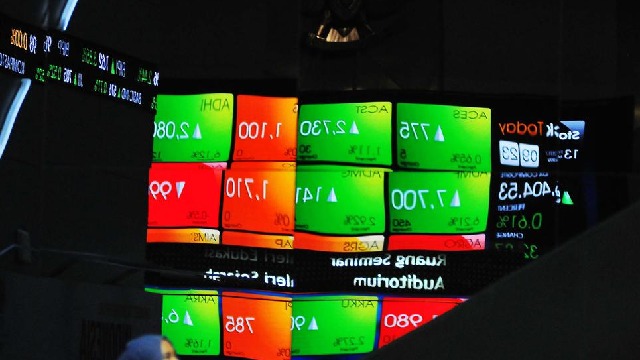 IHSG Ambles 2,08%! Outlook RI Jadi Negatif, Pasar Saham Tertekan