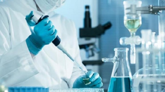 Saat Bioteknologi Berbisik, AI Menerjemahkan untuk Indonesia Cerdas